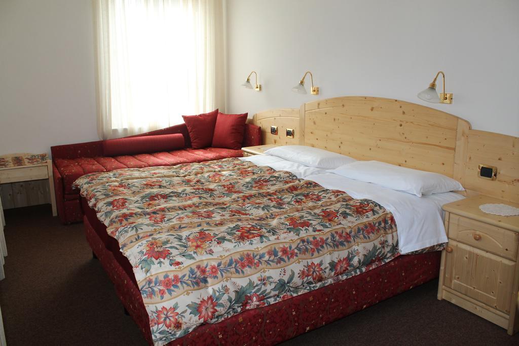 Albergo Trentino Moena Rum bild