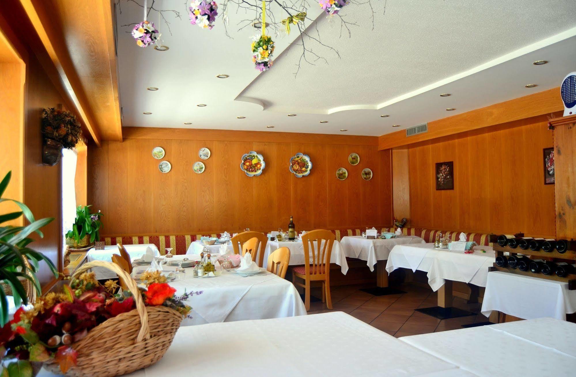 Albergo Trentino Moena Exteriör bild
